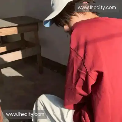 邬女韶